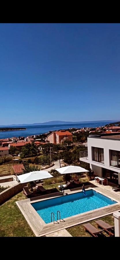 Villa Joy 4Ever Banjol Ngoại thất bức ảnh