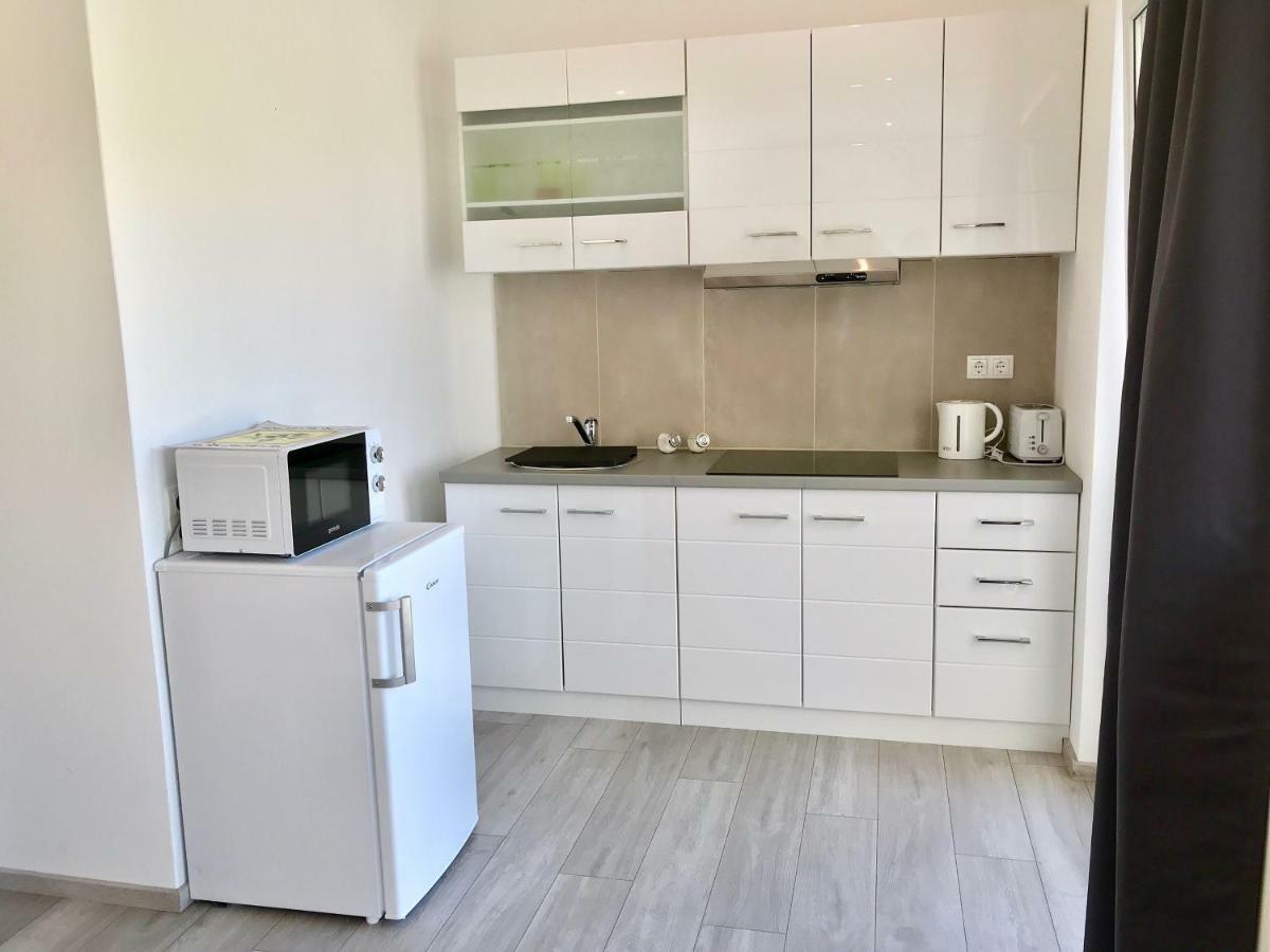 Villa Joy 4Ever Banjol Ngoại thất bức ảnh